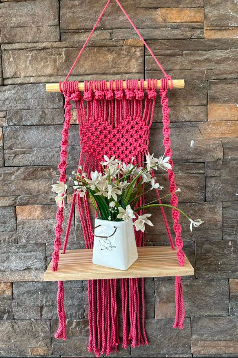 Heart shaped plant hanger